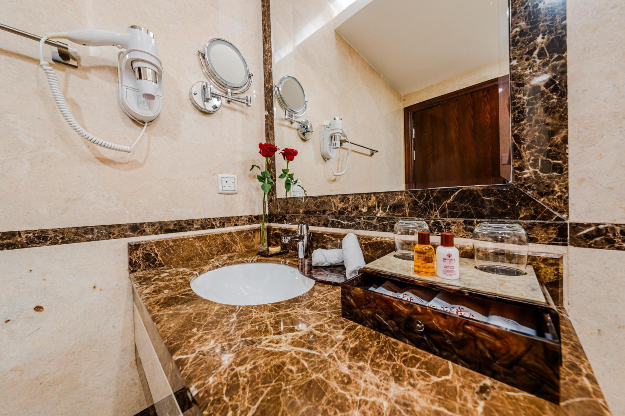 Braira Al Jubail Hotel Exterior photo